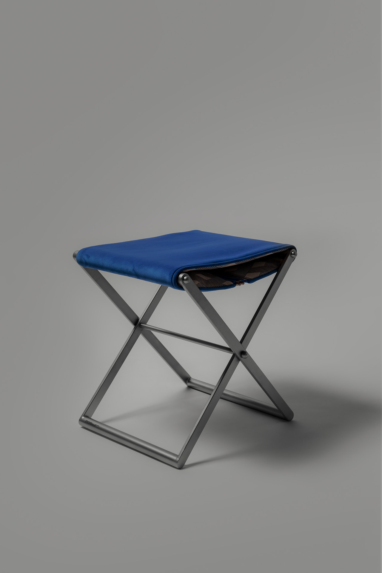 FURBO – foldable stool