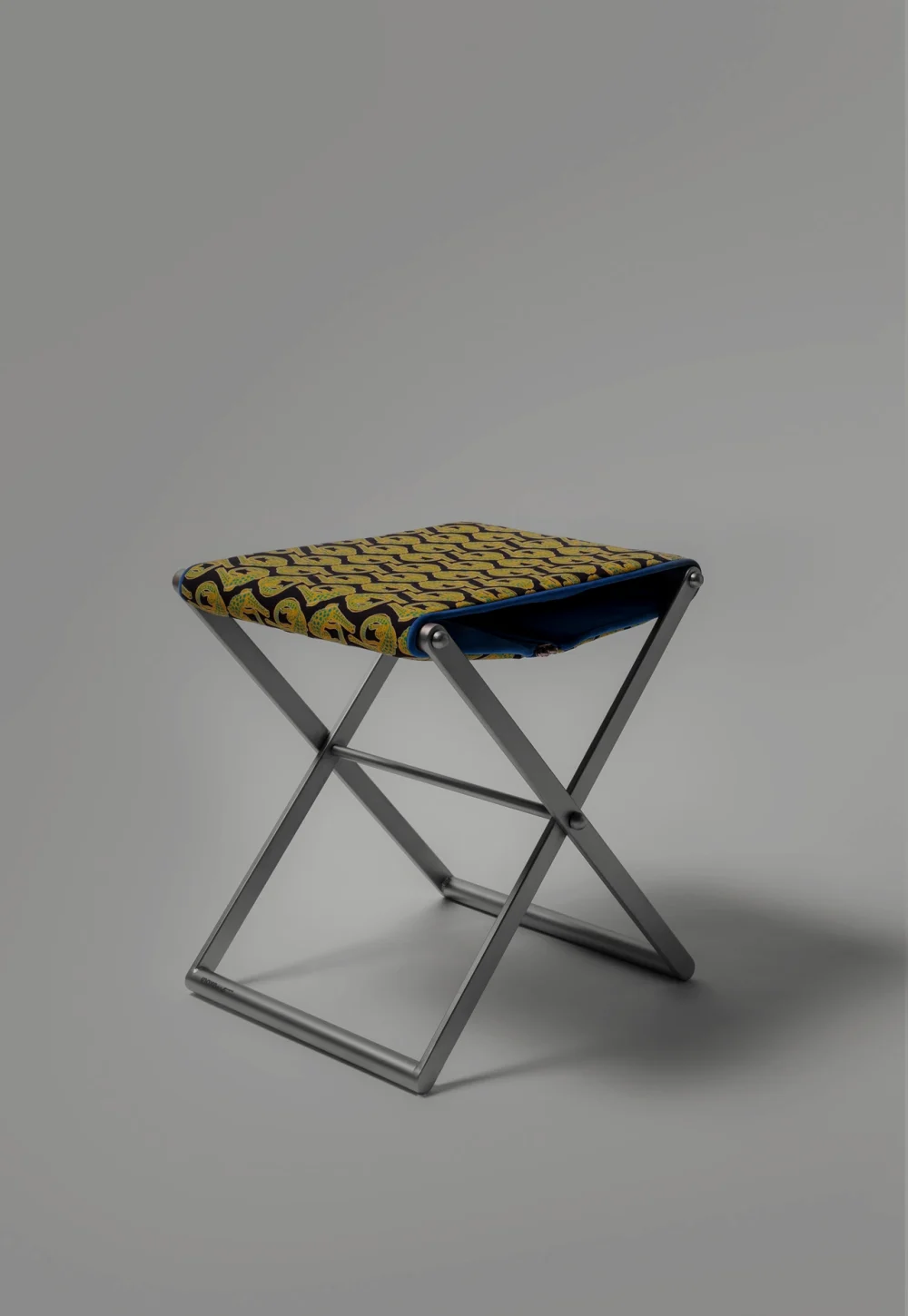 FURBO – foldable stool